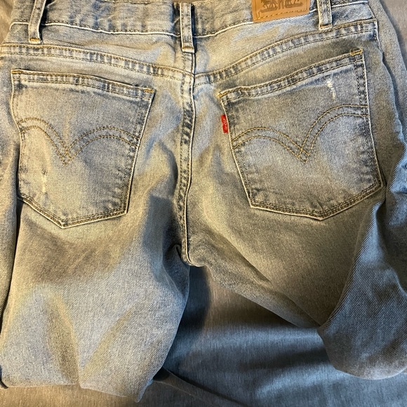 levi’s girlfriend jean - Picture 2 of 4